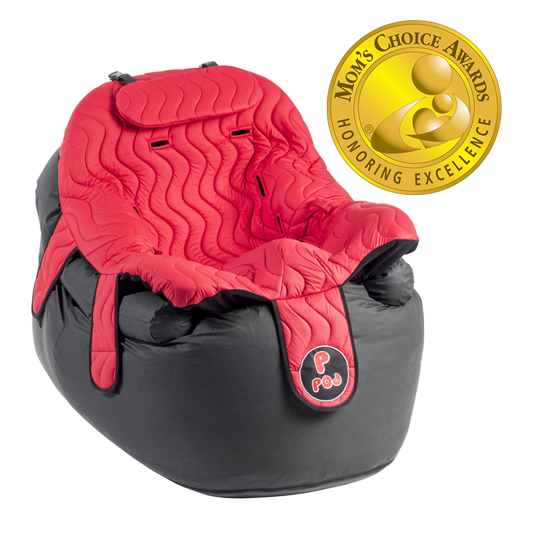 A black and red ergonomic baby seat with a textured surface and award badge.